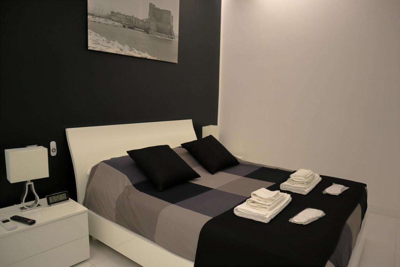 Rettifilo 201 Exclusive Rooms Napoli Exterior foto