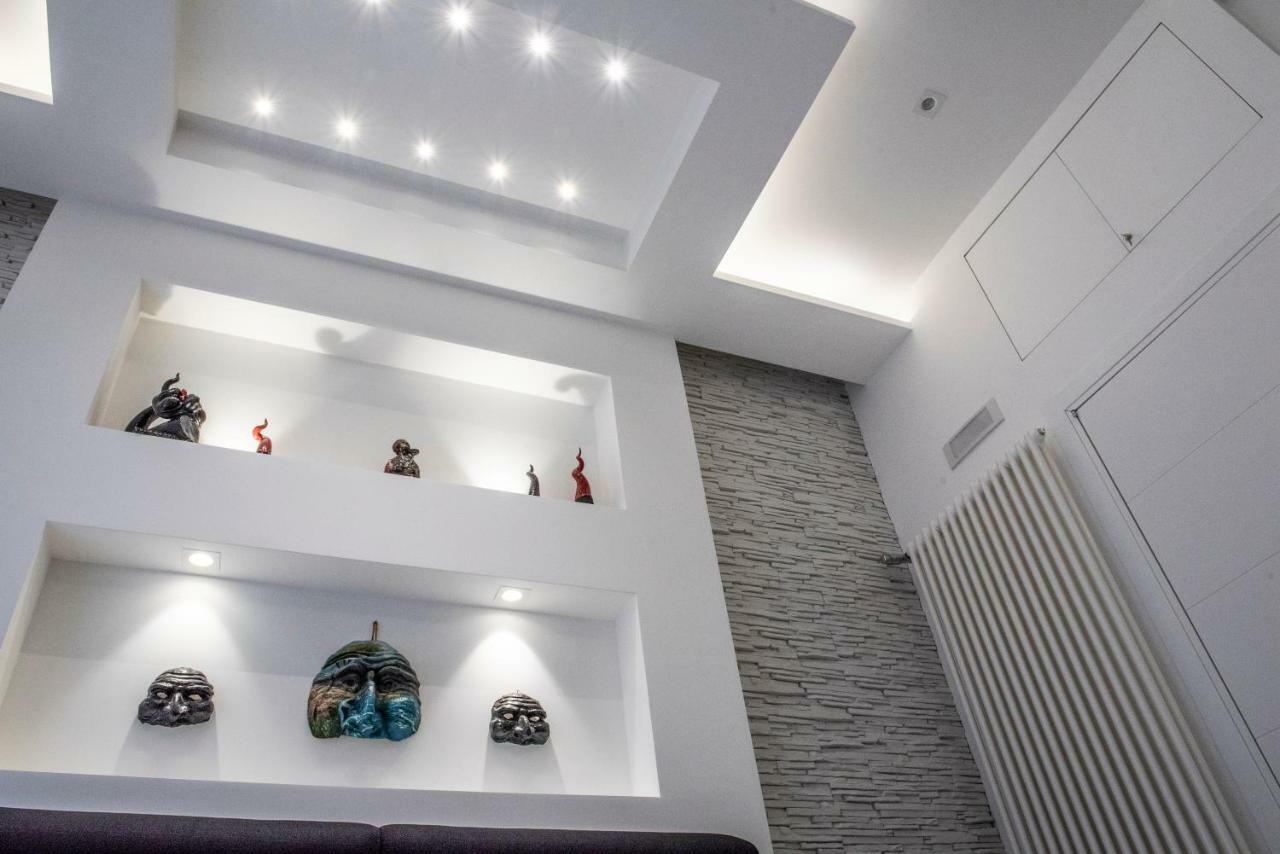 Rettifilo 201 Exclusive Rooms Napoli Exterior foto